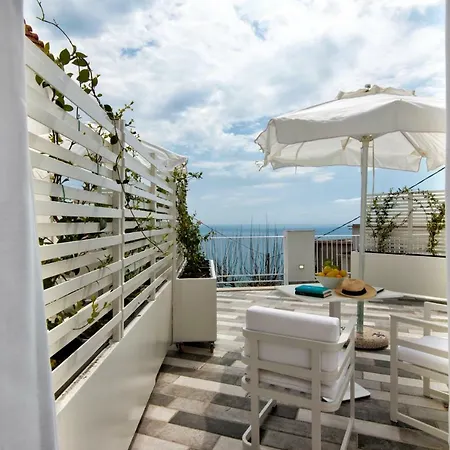 Πανσιόν Orleans Αμάλφι