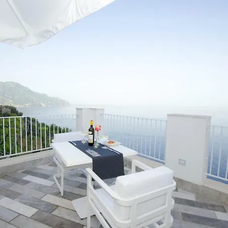 Orleans Πανσιόν Αμάλφι