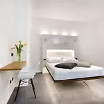 Orleans بيت ضيافة