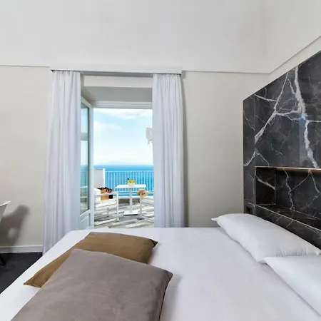 Orleans 4* Амальфи